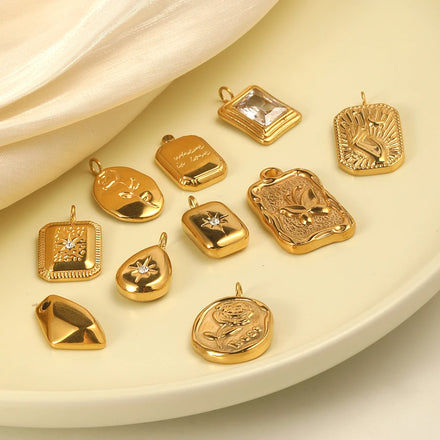 Dreamshow Fashion Jewelry Pendants Charms 18k Gold Plated Waterproof Charms for Necklace Making Stainless Steel Charm Bar