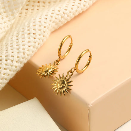 Dreamshow Engraved Sun Face Drop Earring Hypoallergenic Fashion Gold Plated Earring Stainless Steel Jewelry