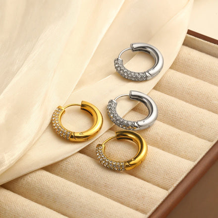 Dreamshow Shining Zircon Huggies Earring 18k Gold Plated Non Tarnish Stainless Steel Jewelry Women