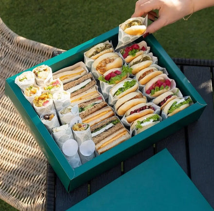 Eco-Friendly Customized Sandwich Donut Sauce Dip Pastry Bento Box Sushi Cake Bakery Brownie Cookie Paper Packing Matt Lamination