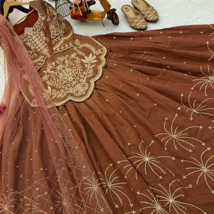 New Designer Wedding Party Top Lehenga & Choli Dupatta Set Simmer Silk Ankle-Length Reversible TENNECY Simaran