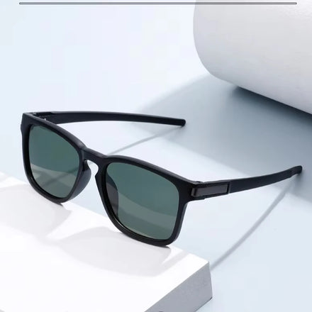 Men's Fashionable Full Frame Wraparound Cycling Sunglasses with UV400 Polarized Lenses for Outdoor Sports Sun Protection