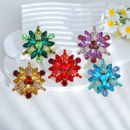 Weiman Fashion Colorful Crystal Glass and Alloy Rhinestone Flower Brooch Accessories for Women's Wedding and Children's Clothing