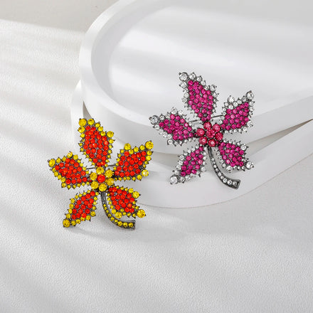 Weiman New Retro Anti-Slip Fixed Brooch Pins Various Colors Maple Leaf Accessories for Clothing Parties Gifts Plating
