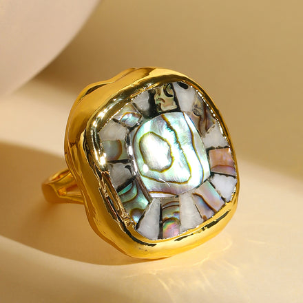 18K Gold-Plating Copper Design Resizable Ring with Fashionable Nature Abalone Shell Bezel Setting Jewelry for Daily Wear or Gift