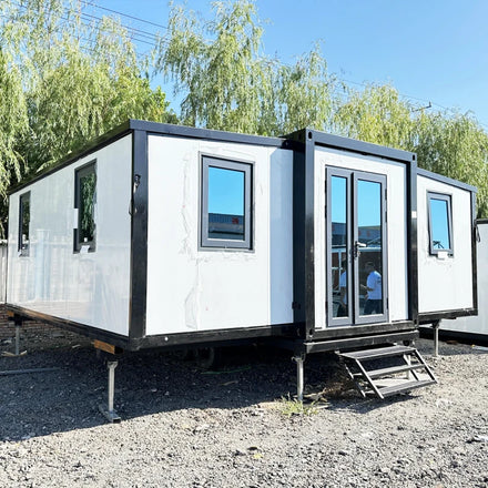 Premium Eco-Friendly Prefab Container House with Windows for Garden Office