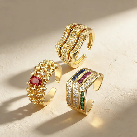 QIKU Wholesale Classic Gold-Plated Copper Geometric Ring with Zircon and Crystal for Women Men