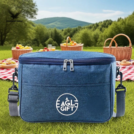 2025 New Fashion Bento Picnic Bag Kids Thermal Insulation Thick Lunch Bag Student Cartoon Pattern Made Polyester Large Capacity