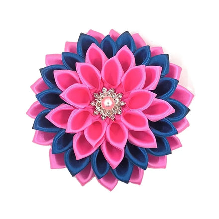 Gorgeous Church Fashion Blue and Pink Sorority Flower Pin with Rhinestone Petals Silver Plated Brooch for Wedding Party Gift