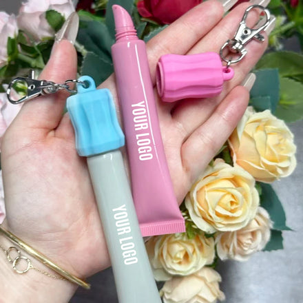 Wholesale Vegan Lip Makeup Keychain Colors Peptide Glossy Non-Sticky Lipgloss with Mineral Ingredients for Christmas Gifts