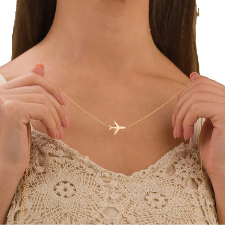 Trendy 18k Gold Plated Stainless Steel Airplane Pendant Necklace for Women Simple Geometric Chain Non Tarnish Jewelry