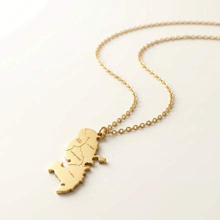 QIAOREN 12043 Travel Gift Stainless Steel Engraved Martinique Island Pendant Necklace Slim Chain for European Souvenir Present