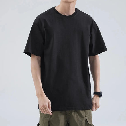 Oem customized men's solid color short sleeved 180g tshirt with printed logo summer round neck