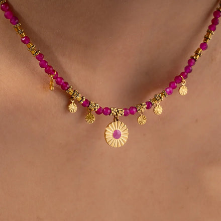 European and American Fashion Style Ruby-colored Natural Stone Beaded Necklace Stainless Steel Pendant Female Necklaces