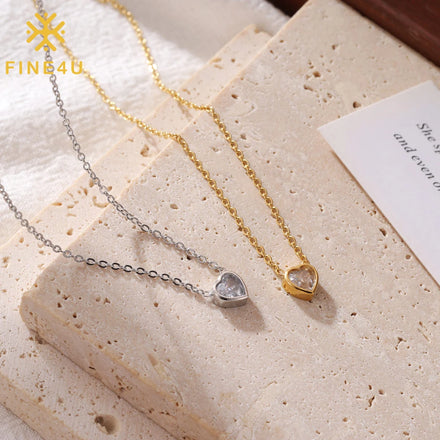Customizable New Sweet Love Zircon Stainless Steel Necklace Peach Heart Pendant for Men Women Trendy Bone Gift