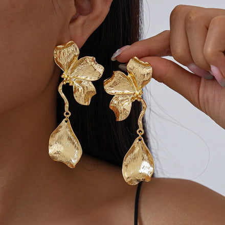 European and American Metal Flower Petal Pattern Steel Needle Earrings Niche High-end Personality Temperament Fashion Earrings