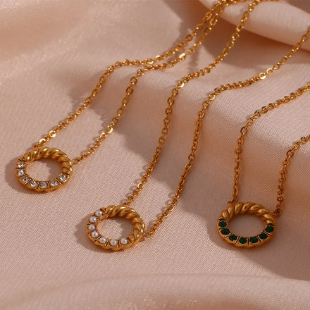 Dreamshow Twisted Shining Zircon Circle Pendant Necklace 18K Gold Plated Stainless Steel Necklace Design Jewelry