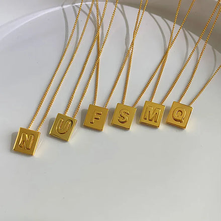 SC Tarnish Free 18K Gold Plated Square Letter Pendant Necklace Stackable Stainless Steel Nameplate Initial Necklace for Women