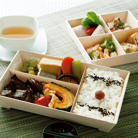 2022 New Design Personalized Lunch Boxes Takeaway Food Packaging Doughnut Pastry Package Bakery Eco Cake Boards Box