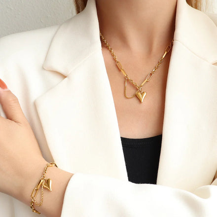 Chic Design Waterproof 18k Gold Plated Stainless Steel Peach Heart Pendant Necklace Bracelet Jewelry Set