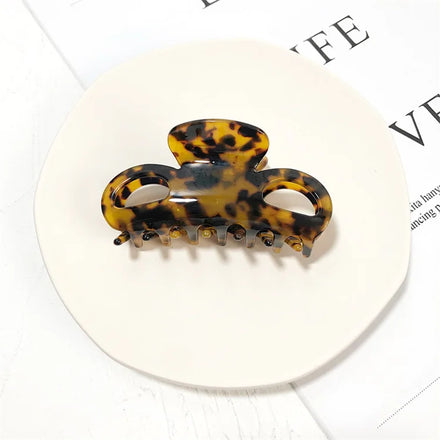New Arrival 2022 Wholesale Semicircle Hollowed Acetate Hair Claw Hight Quality for Little Girl Women