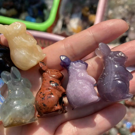Cute Rabbit Crystal Carving/Hand Carved Natural Gemstone Crystal Animal Rabbit Statue Figurine for Decor