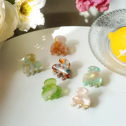 Wholesale Fashion Exquisite Mini Floral Tortoiseshell Acetate Hair Claws for Women Floral Acetic Acid Marble Girl Hair Clips