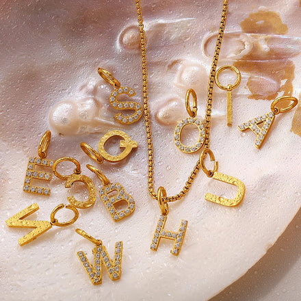New Fashion 26 English Letter Rhinestone Inlaid Children's Stainless Steel Plated 18K Gold Link Versatile Anniversary