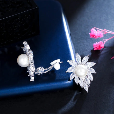 Non Pierced Design Shiny White Cubic Zirconia Bridal Wedding Party Cuff Clip on Pearl Earrings Without Piercing for Women