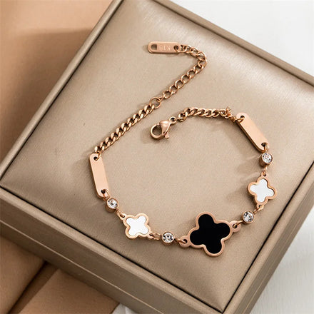 Hot Selling 18k Rose Gold Stainless Steel Korean Diamond Four Leaf Grass Women Fashion Jewelry Bracelet