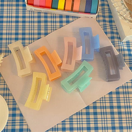 High Quality New Classic Style Jelly Color Resin Plastic Square Hollow Geometric Hair Claw Clips