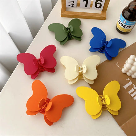 New Arrival Jumbo Size Butterfly Shape Matte Hair Claw Clip Oversize 15cm Length Hairgrip Women Hair Accessories