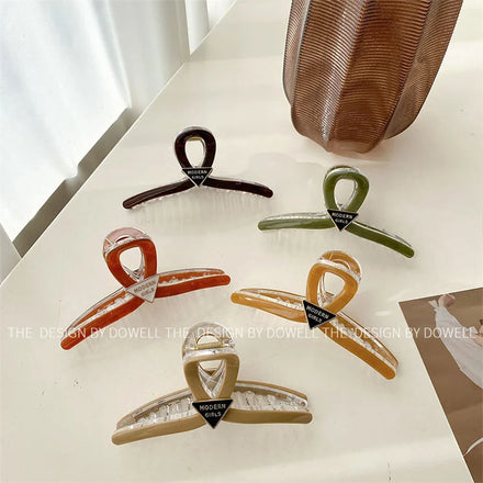 New Arrival 13cm Acrylic Claw Hair Clips Women Fashionable Candy Transparent Large Plastic Hair Claw Clips for Thick Hair