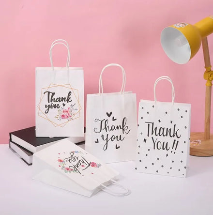 2022 Factory Direct Custom Gift Packaging Paper Bag with Your Own logo Business Paper Bag Paper Printing Bag Birthday