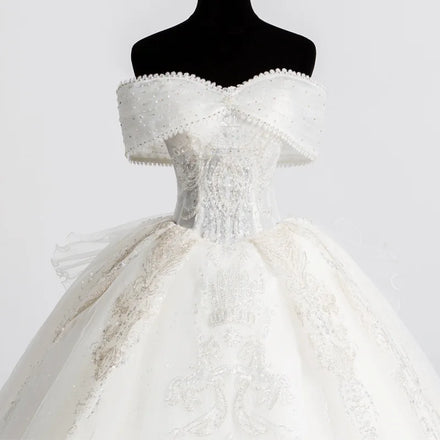 2025 AL1145 Luxury African Civil White Bride Dream ball gown Beaded Shiny One Shoulder Crystal Plus Size Wedding Dress