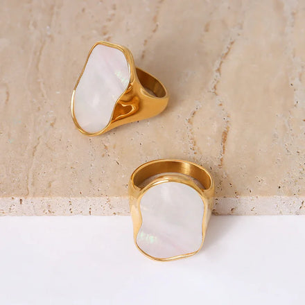 Luxury Jewelry Irregular White Seashell 18K Gold Plated Stainless Steel Jewelry Women Rings Dainty Exaggerate Seashell Ring