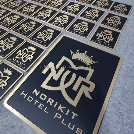 Hongsen Custom Solid Brass Nameplate 3D Engraved Commemorative Bronze Plaque Antique Style Carved Technique