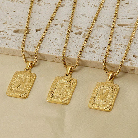 26 Alphabet Initial Pendant Tarnish-Free PVD 18k Gold Plated Stainless Steel Rectangle Initial Necklace for Christian Gift