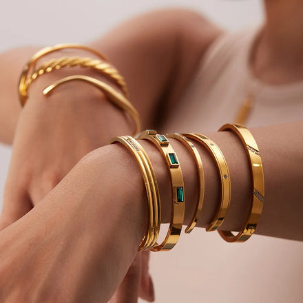 Fashion 18k Gold Plated Stones Bangle Stainless Steel Crystal Bangle Chunky Bracelet Fashion Gemstone Bangle for Women Gift
