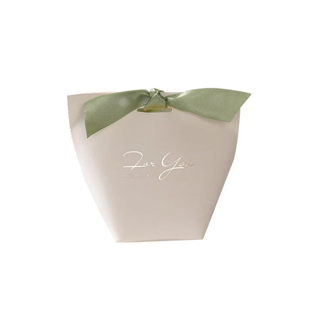 Chinese Manufacturers Hot Sale Folders Yiwu Suppliers Souvenirs for YOU White Empty Elegant Wedding Door Gift Box
