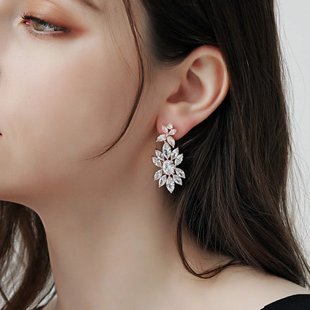 Fashionable Creative Women's Earrings Long European and American Retro Exaggerated Zircon Earrings Wedding Accessories