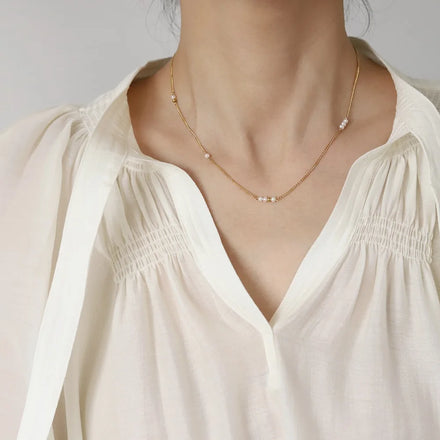 Minos Stainless Steel Pearl Necklaces Hypoallergenic Jewelry 18K Gold Plated Pearl Choker Necklaces for Women