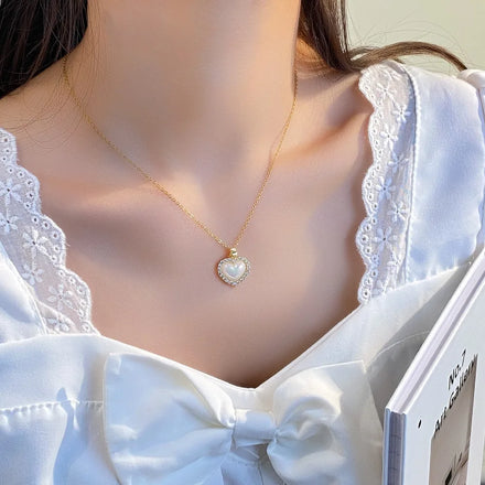 Factory Direct Sales Senior Sense of Charm Peach Heart Inlaid with 3A Zirconia Stainless Steel Heart Necklace