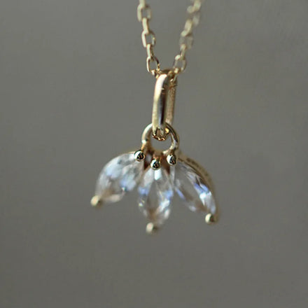Luxury Fancy 14K Gold Plated Pure 925 Sterling Silver Clavicle Chain Shiny 3 Zircon Flower Pendant Necklace for Women Jewelry