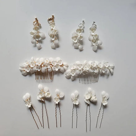 SLBRIDAL Handmade Crystal Rhinestone Pearls Ceramic Flower Bridal Hair Comb Wedding Hair Accessories Bridesmaids Women Jewelry