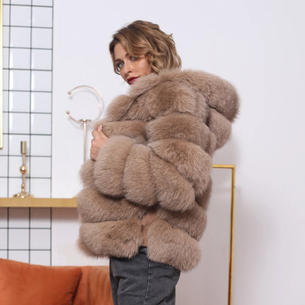 2022 New Winter Women Real Fox Fur Jacket With Hood Fashion Short Style Fur Coat Women