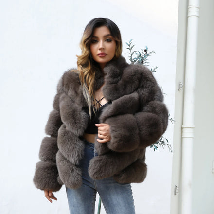 Luxurious Fur Jacket Women Cropped Fox Fur Coat Customizable Real Fur Coats