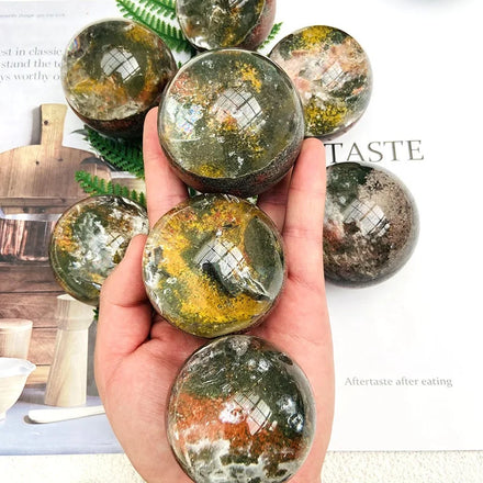 Lodolite Quartz Garden Quartz Sphere Phantom Crystal Ball for Home Decoration