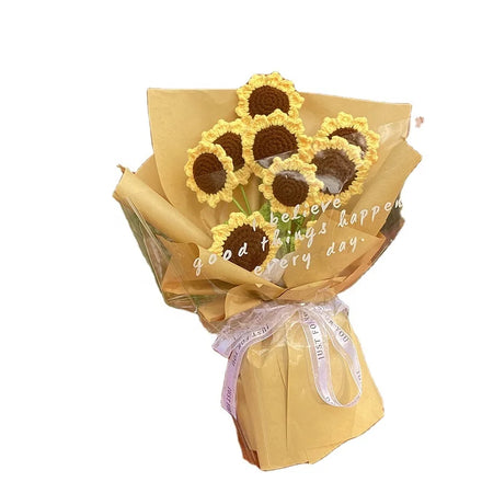 UKIQUEEN Wholesale Valentine's Day Gift Artificial Flower Wool Hand Knitted Flower Finished Products Crochet Flower Bouquet