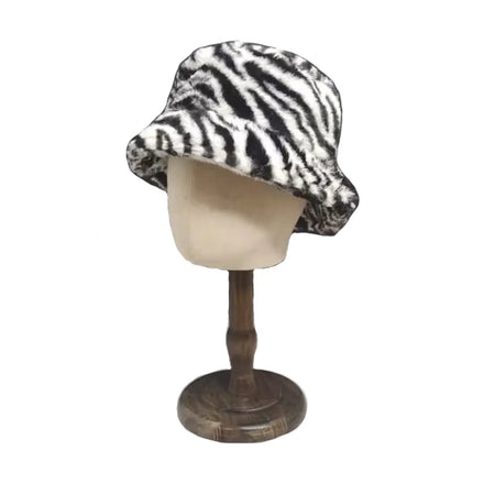 Windproof and Warm Bucket Hat Fashion Winter Outdoor Traveling Fluffy Bucket Hats Custom Color and Size Unisex Bucket Hat